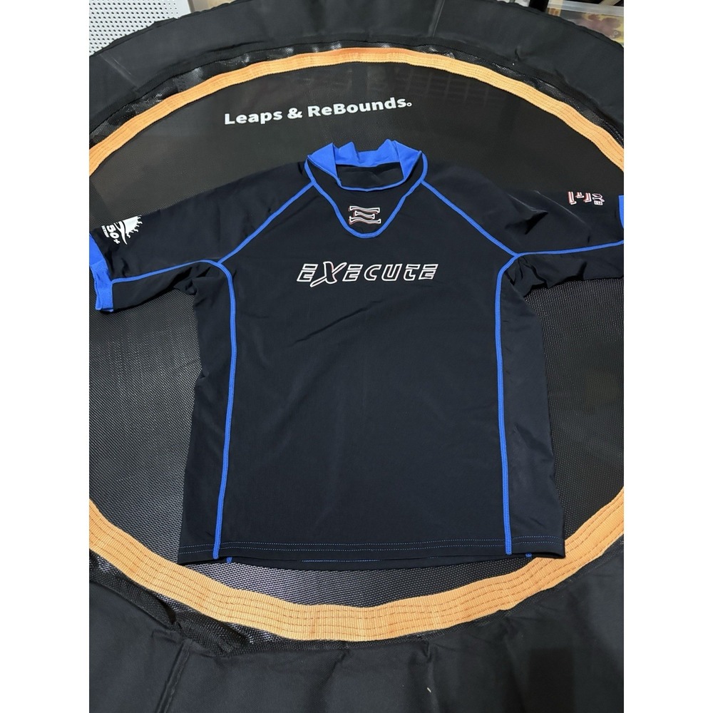 Men's Execute UPF 50+ Sun protection rash guard black short sleeve